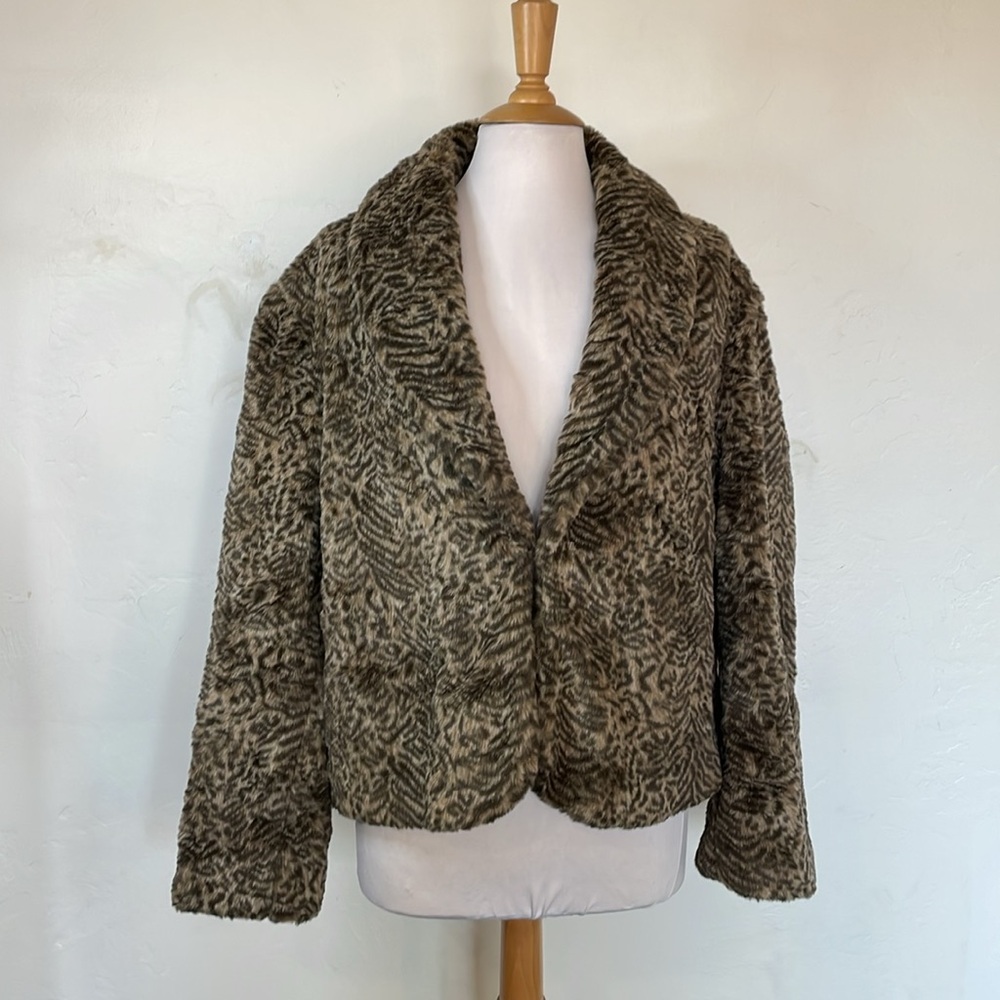 Chico's Faux Fur Cropped Long Sleeve Women's Jacket Coat Chico's SZ 3